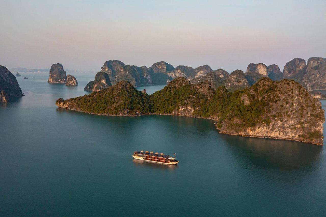 Nostalgia Halong Cruise Hotell Ha Long Eksteriør bilde