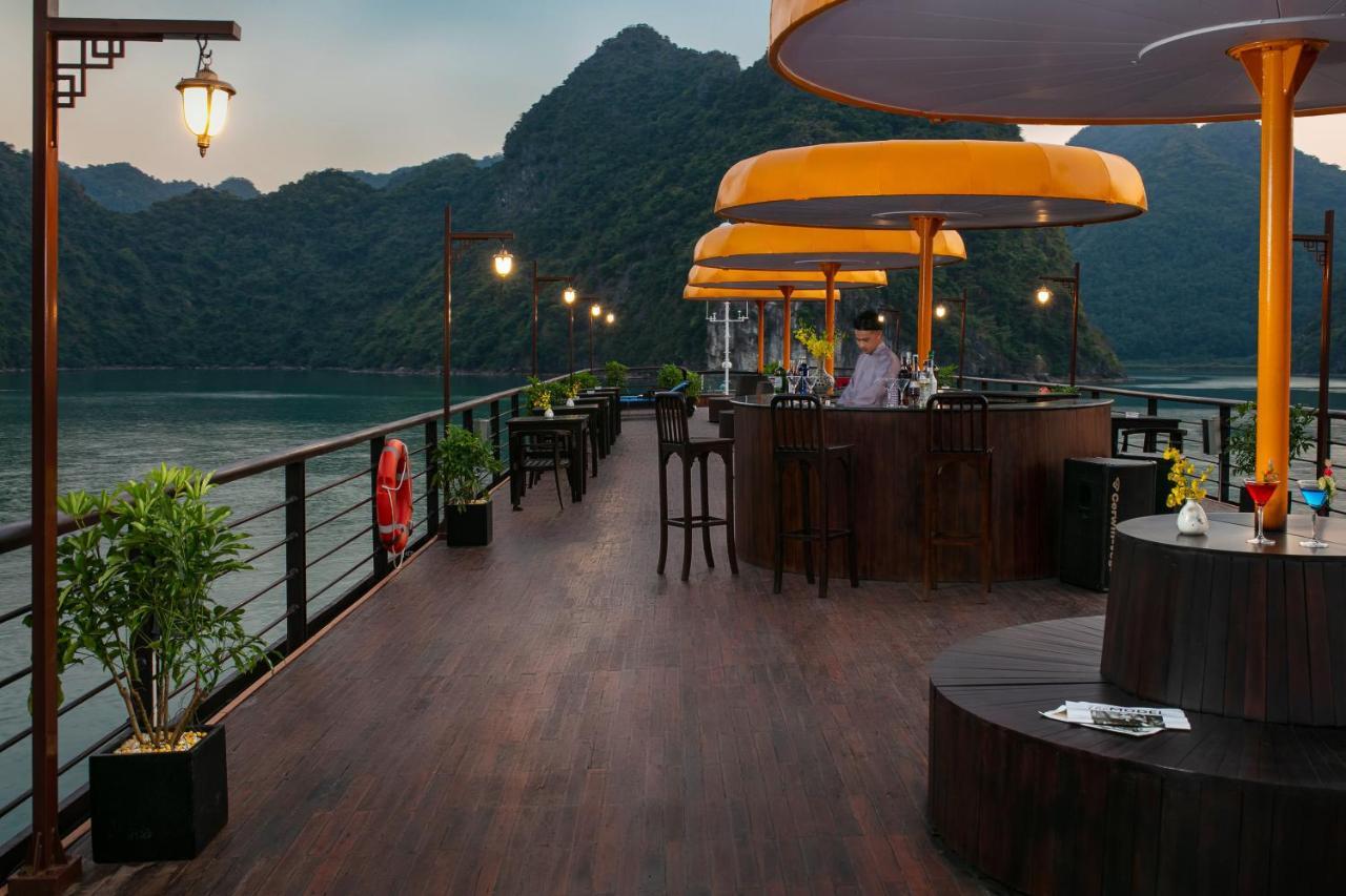 Nostalgia Halong Cruise Hotell Ha Long Eksteriør bilde