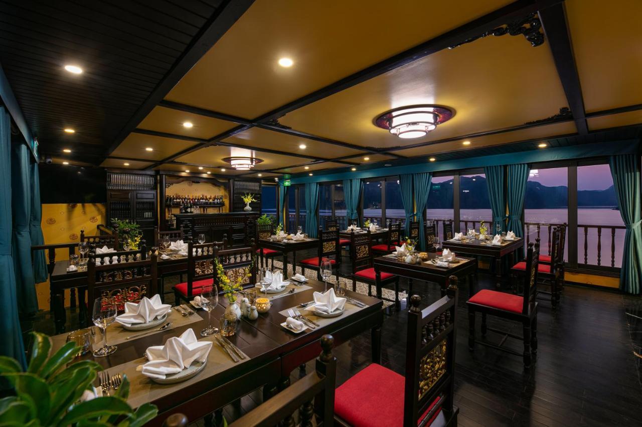 Nostalgia Halong Cruise Hotell Ha Long Eksteriør bilde