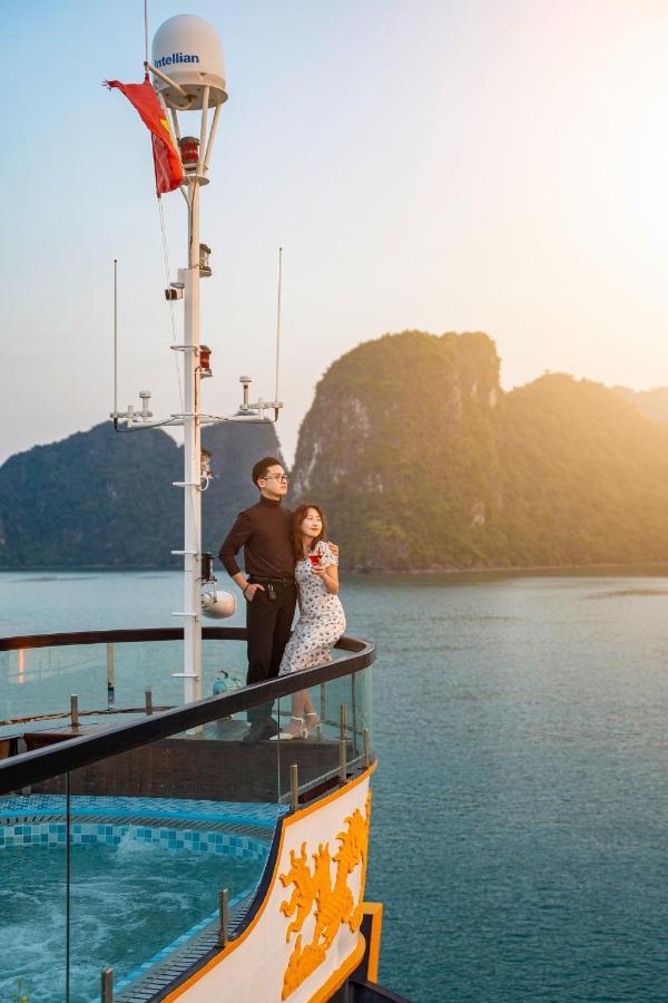 Nostalgia Halong Cruise Hotell Ha Long Eksteriør bilde